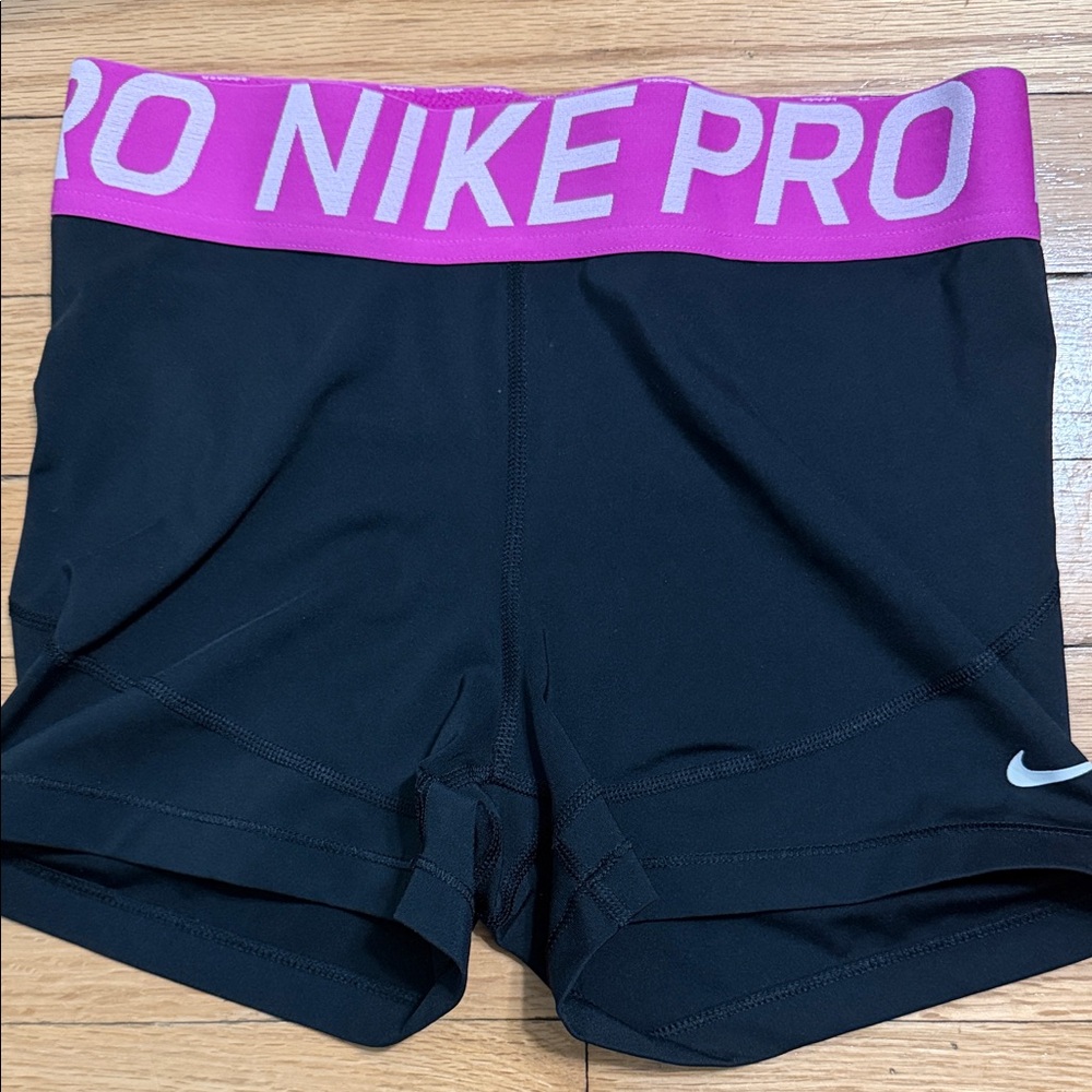 Women's Nike Pro